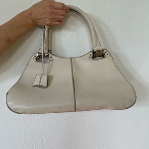 Tod’s Leather Shoulder Bag